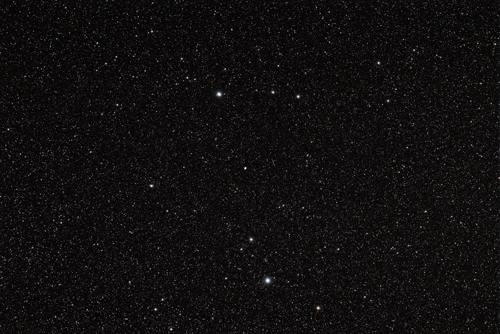 Review of the Askar 72mm f/5.6 Quintuplet Petzval Flat-Field Astrograph and Askar 0.7x Reducer