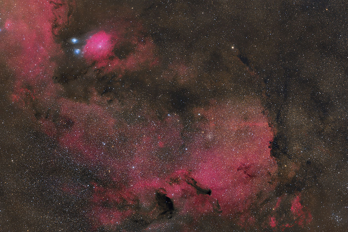IC 1284 taken with the Askar SQA85 and a full frame sensor camera by Mr. ZhuLiQun